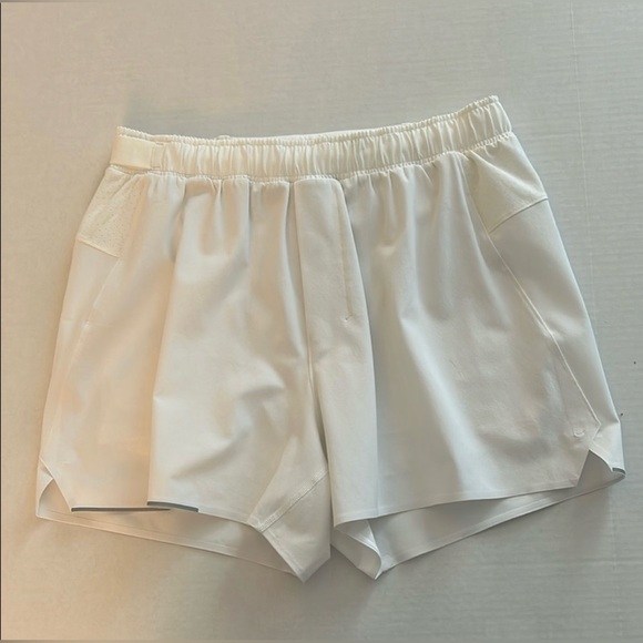 Lululemon surge White Shorts (Medium) New without Tags. Item was NEVER won. - Picture 1 of 3